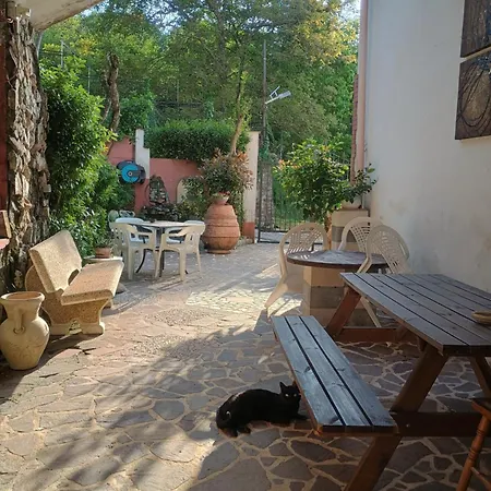 Fabra Casa Mia E Non Solo Bed & Breakfast *